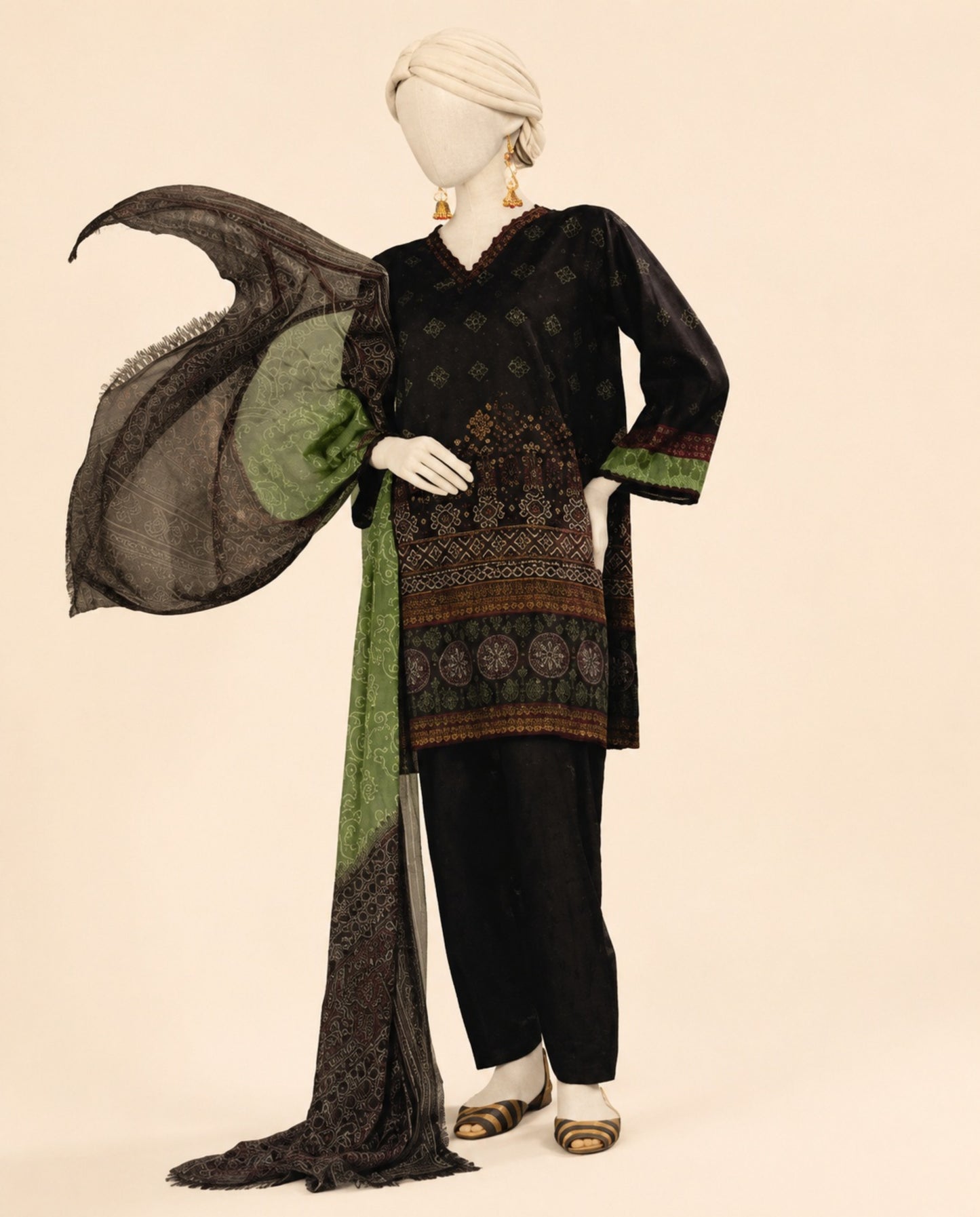 J. 3 Piece Unstitched Printed Lawn Suit – Summer Collection
