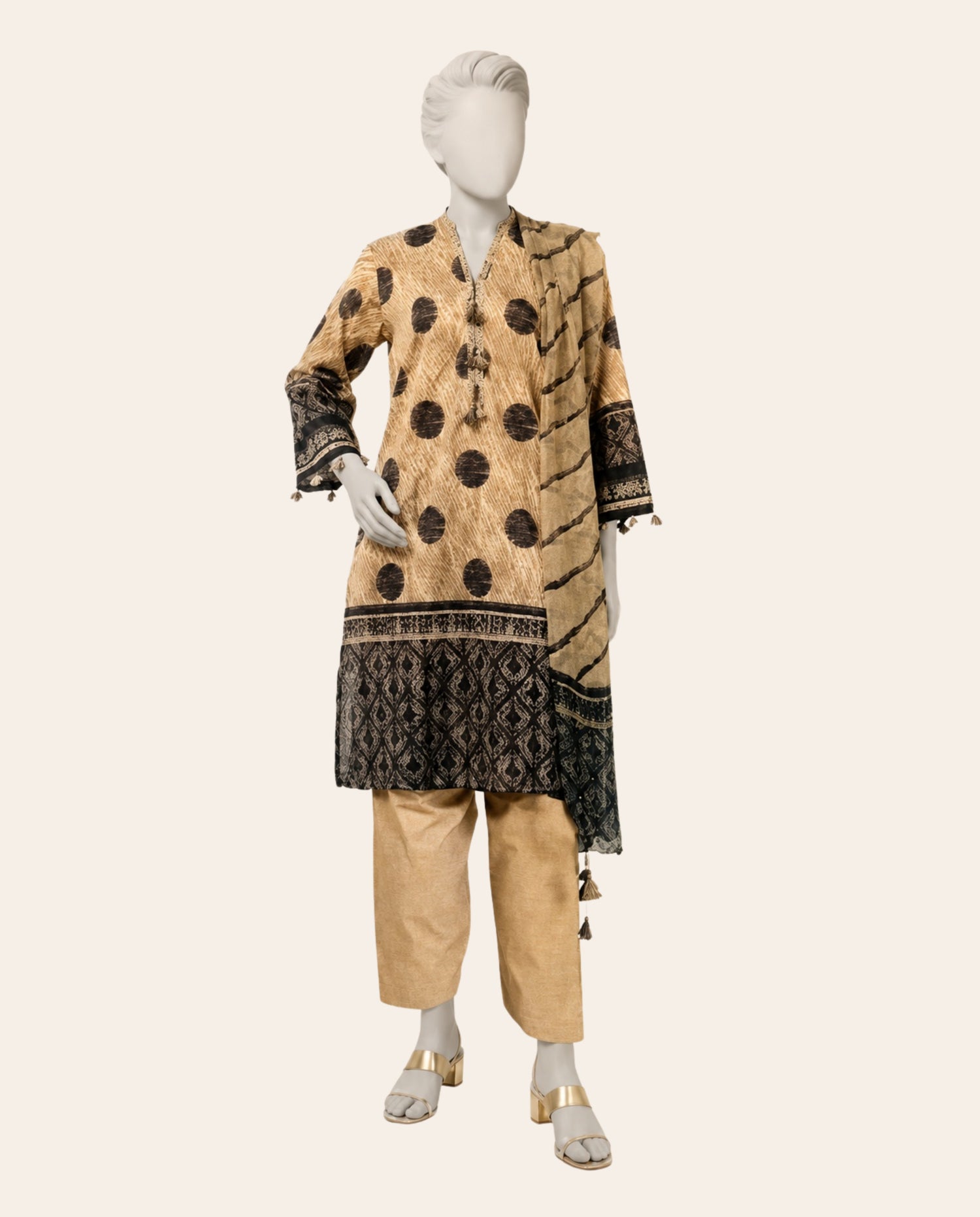 J. 3 Piece Unstitched Printed Lawn Suit – Summer Collection